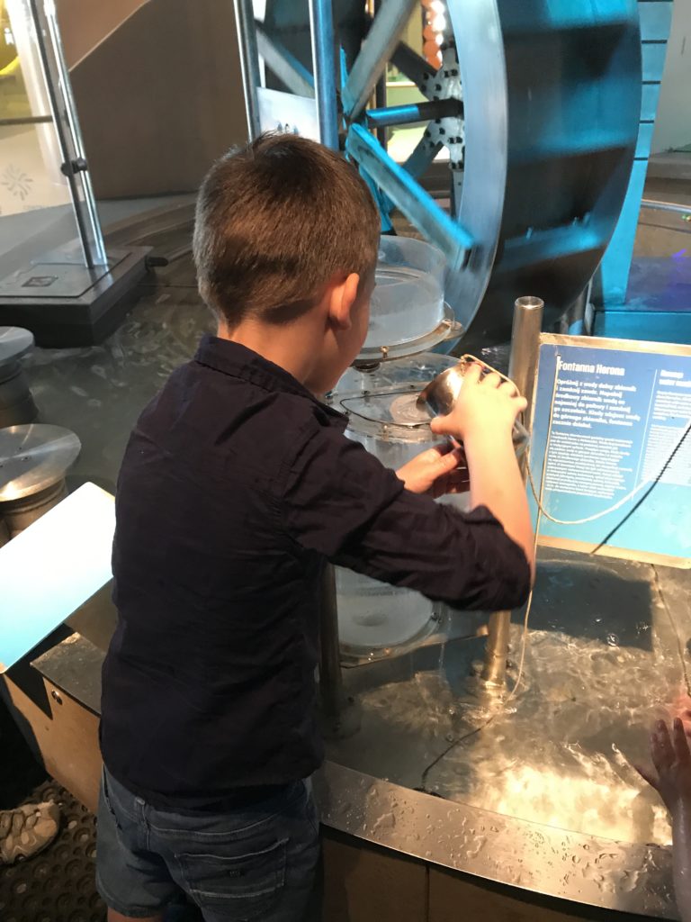 Centrum Nauki Kopernik: Fontanna Herona