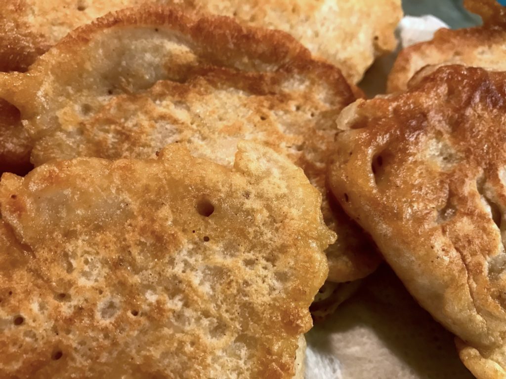 racuchy z jabłkami - 15