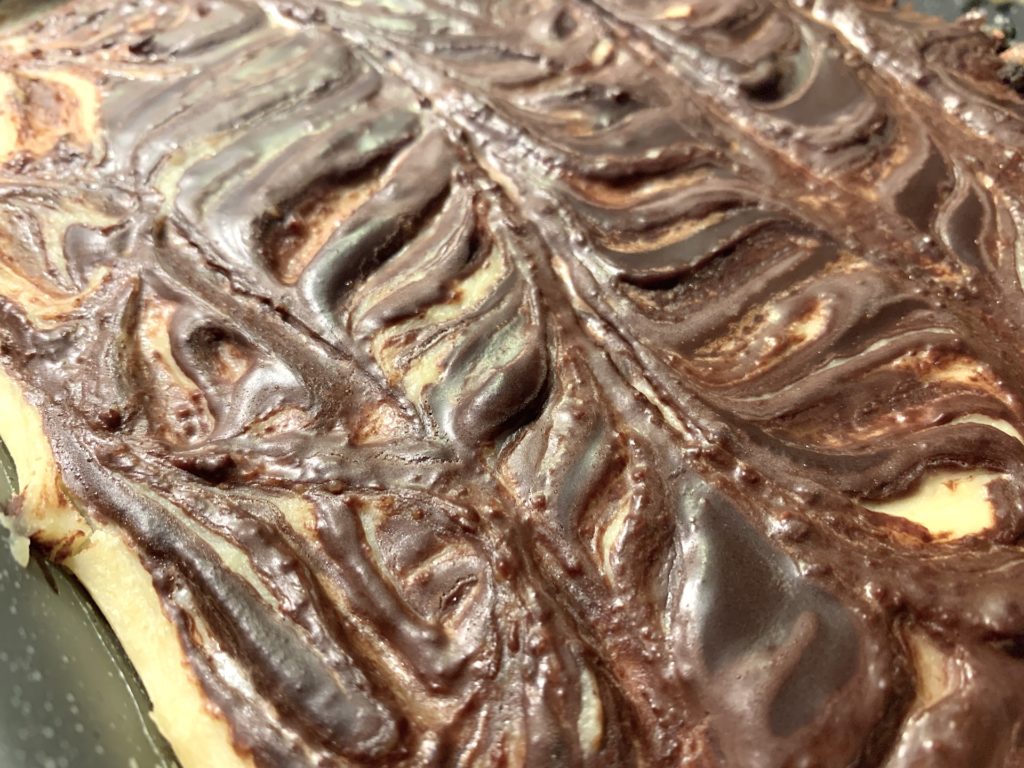 Jaglana tarta o smaku chałwy - 2