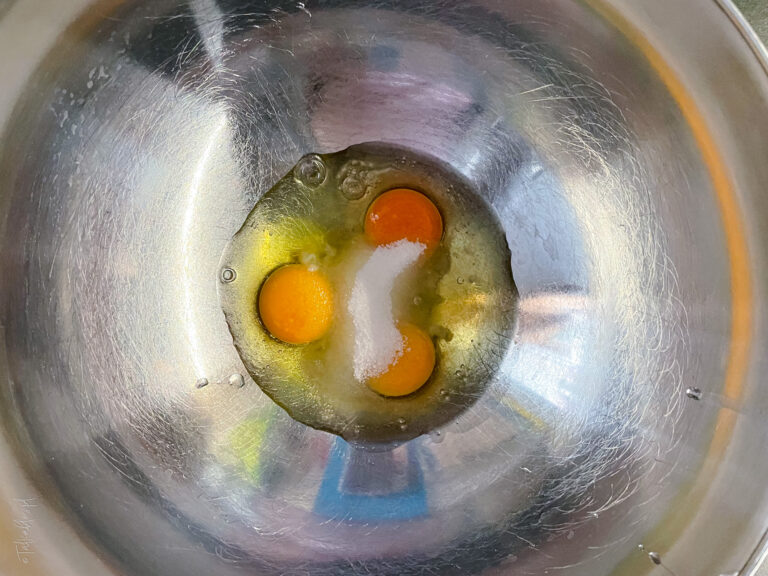 puszyste placki z truskawkami - talkables-01