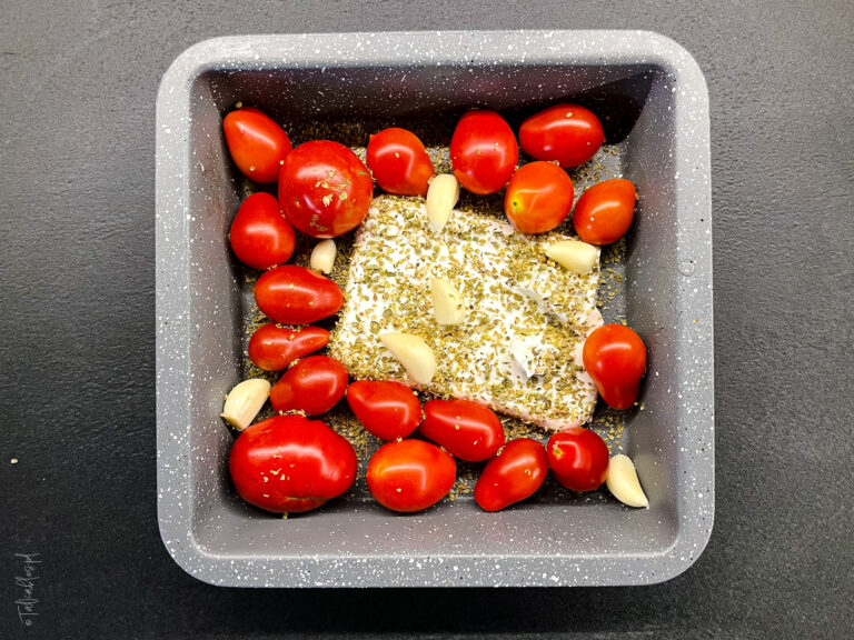 makaraon w sosie z pieczonych pomidorków z cukinią - talkables-04