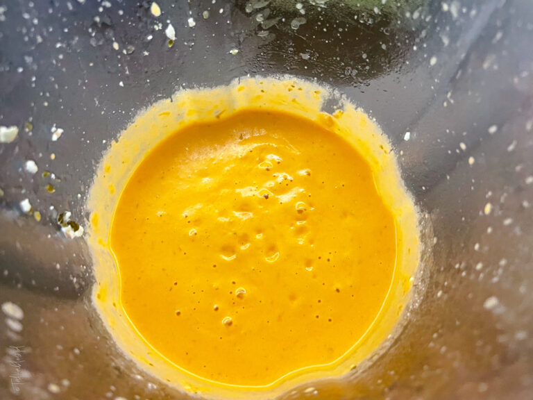 makaraon w sosie z pieczonych pomidorków z cukinią - talkables-10